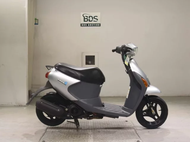 Suzuki LET S4