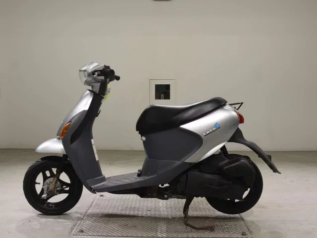 Suzuki LET S4