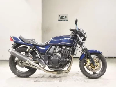 Kawasaki ZRX400