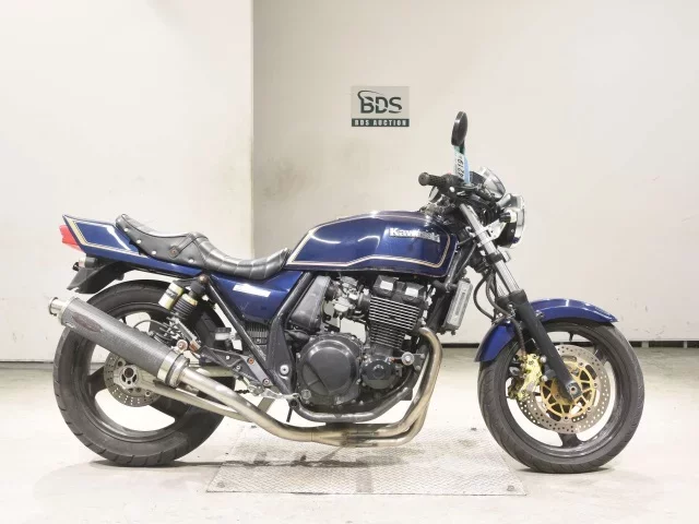 Kawasaki ZRX400