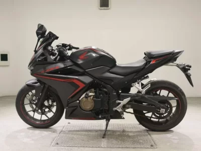 Honda CBR400R-2