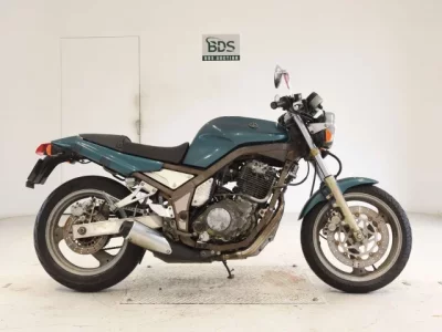 Yamaha SRX600-4