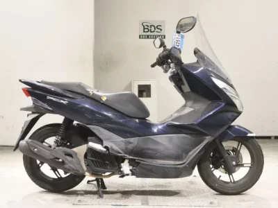 Honda PCX125-2