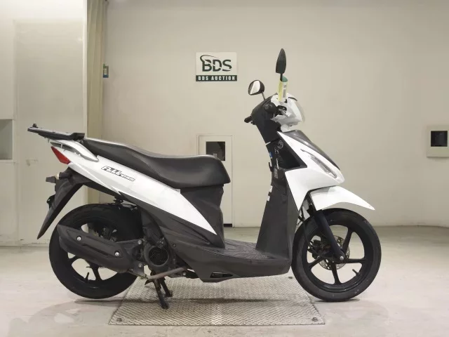 Suzuki ADDRESS110-2