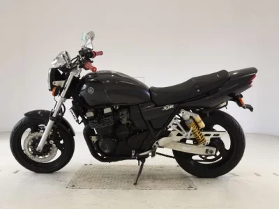 Yamaha XJR400R-3