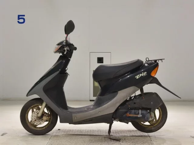Honda DIO SR