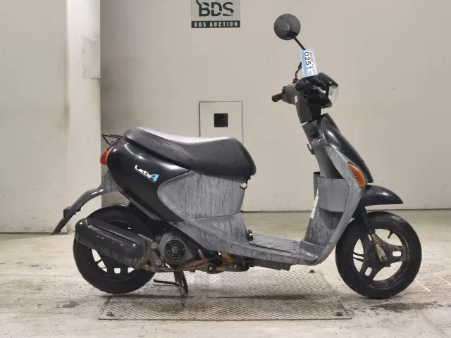 Suzuki LET S4