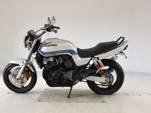 Honda CB400SFV-1
