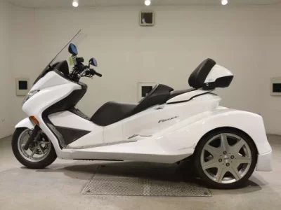 Honda FORZA X-3 TRIKE