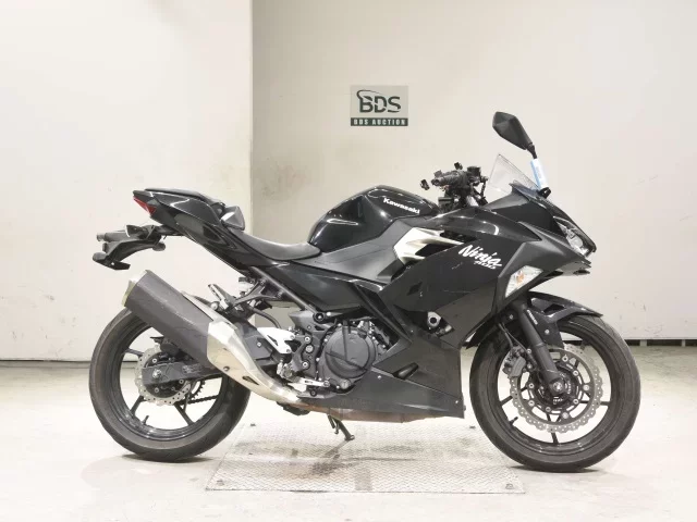 Kawasaki NINJA400-2