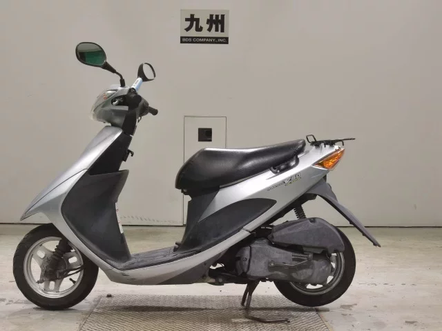 Suzuki ADDRESS V50