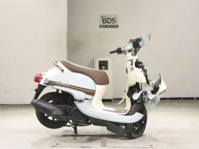 Yamaha VINO-4