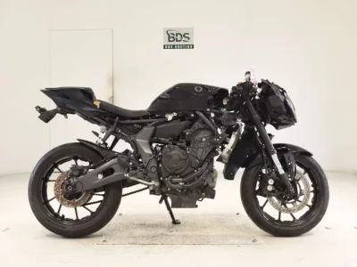 Yamaha YZF-R7-2