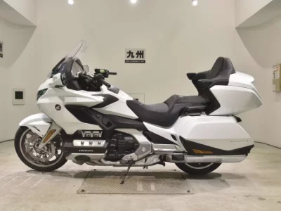 Honda GL1800 TOUR D  с аукциона в Японии