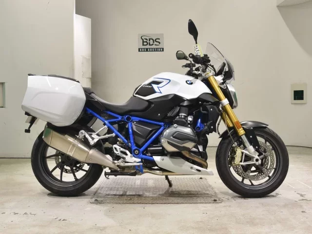 BMW  R1200R лот № 2731 оценка 7  с аукциона в Японии