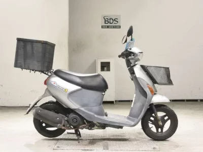 Suzuki LET S4