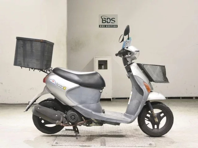 Suzuki LET S4