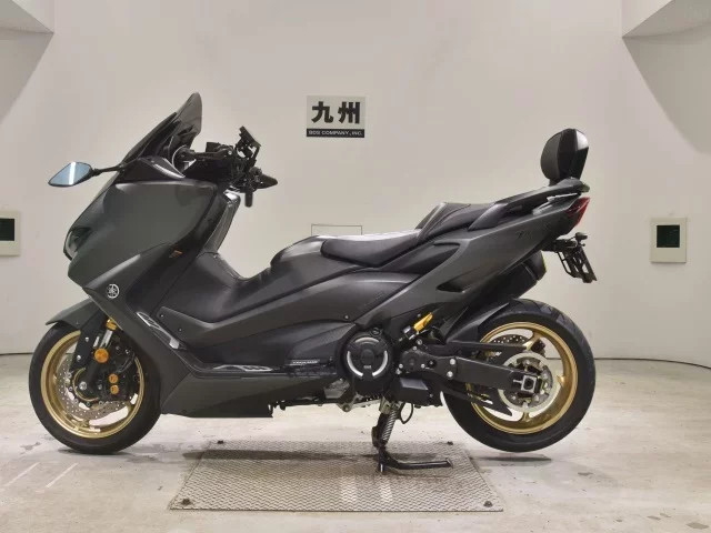 Yamaha T-MAX560T