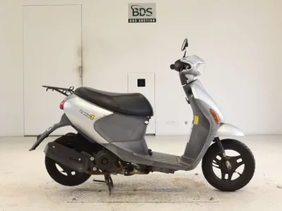 Suzuki LET S4