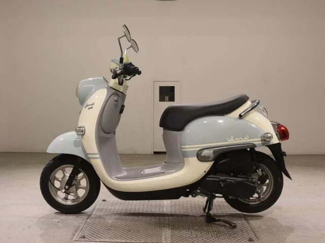 Yamaha VINO-4