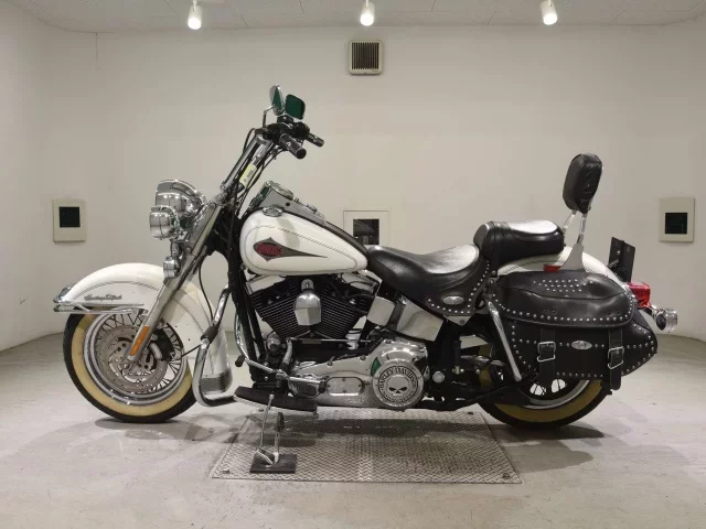 Harley-Davidson HARLEY FLSTCI1450