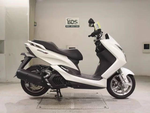 Yamaha MAJESTY 155S