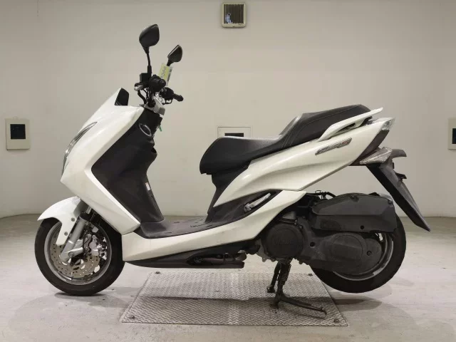 Yamaha MAJESTY 155S