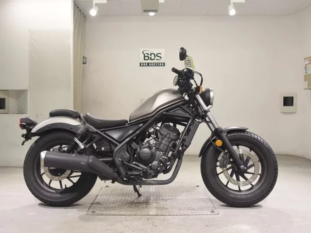 Honda REBEL 250A лот № 5328 оценка 5  с аукциона в Японии