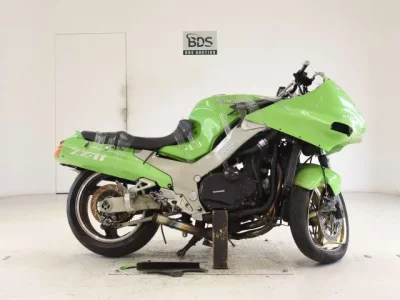 Kawasaki ZX-11-2 SHO LOUIS NOT EQUIPPED