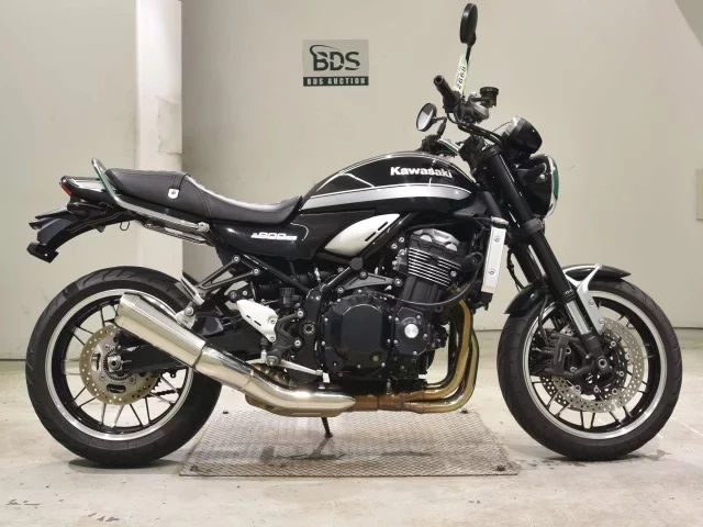 Kawasaki Z900RS лот № 2668 оценка 5  с аукциона в Японии