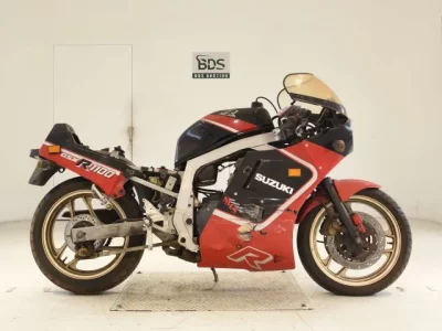 Suzuki GSX-R1100-1 SHO LOUIS NOT EQUIPPED