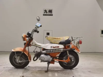 Suzuki RV50