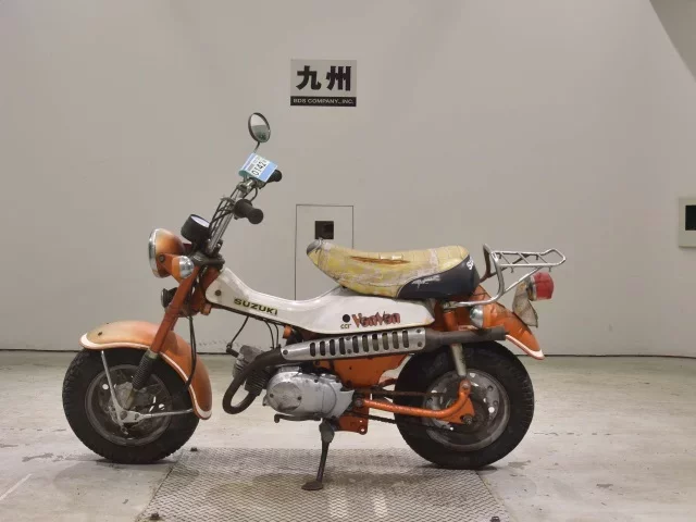 Suzuki RV50