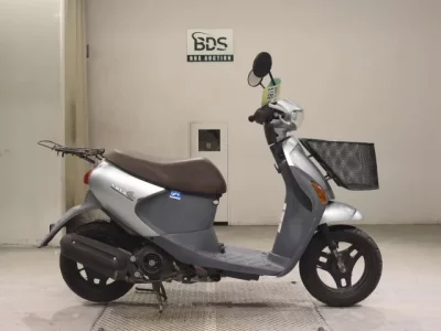 Suzuki LET S4