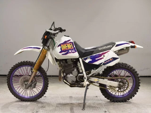 Suzuki DJEBEL250XC