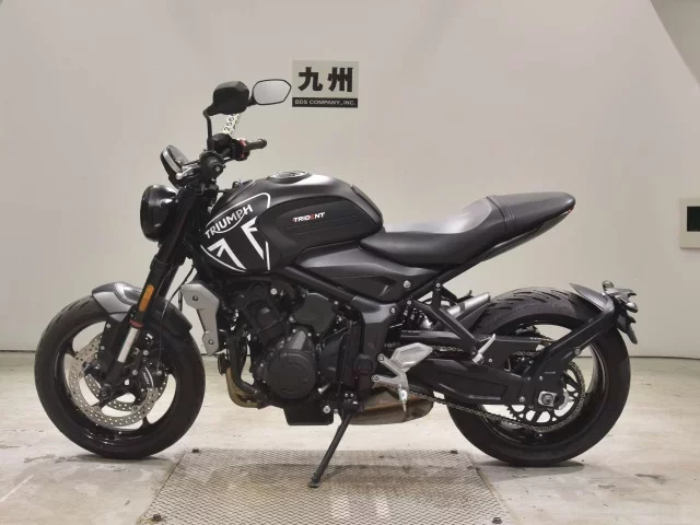 Triumph TRIUMPH TRIDENT 660
