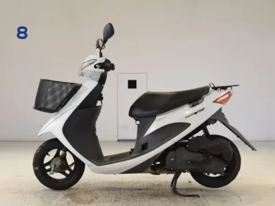 Suzuki ADDRESS V50-3
