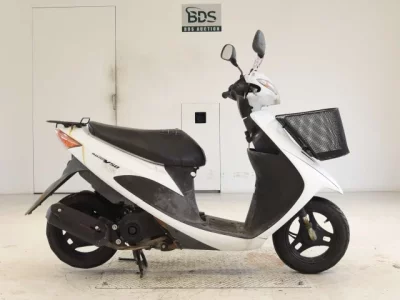 Suzuki ADDRESS V50-3