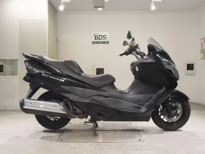 Suzuki SKYWAVE 250S-3