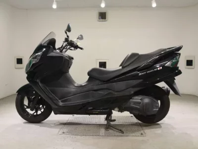 Suzuki SKYWAVE 250S-3