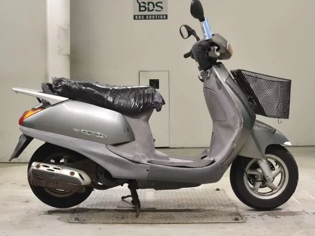 Honda LEAD 100
