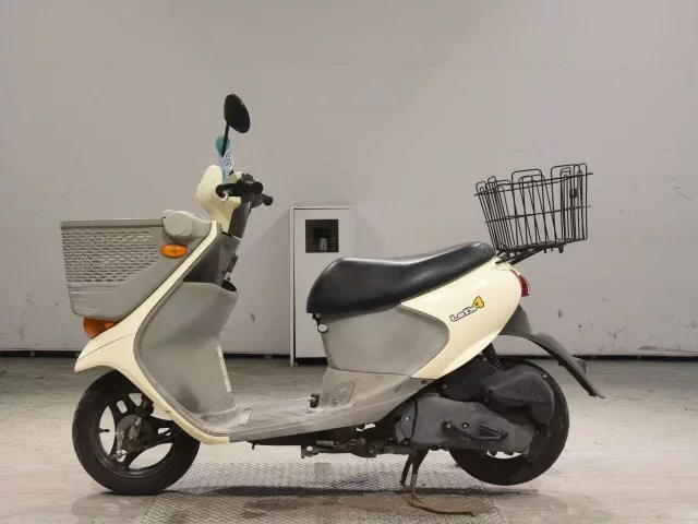 Suzuki LET S4
