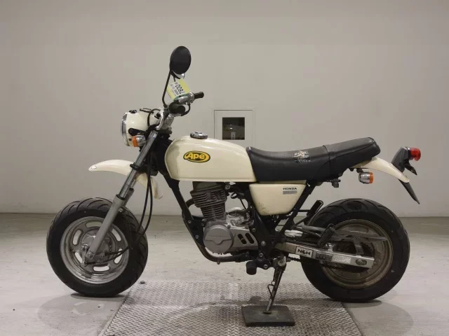Honda APE100