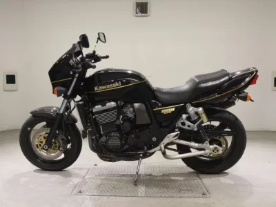 Kawasaki ZRX1100  с аукциона в Японии