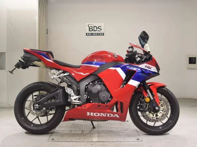 Honda CBR600RR-4 лот № 5123 оценка 5  с аукциона в Японии