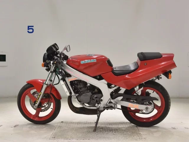 Suzuki WOLF125
