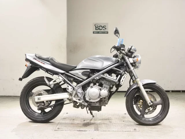 Suzuki BANDIT250-2