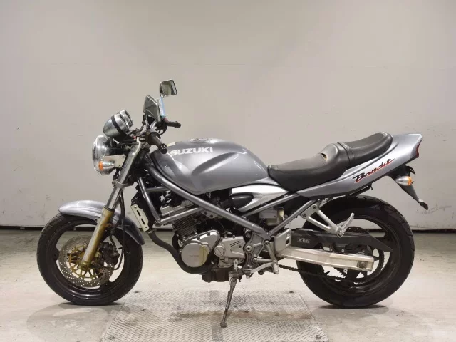Suzuki BANDIT250-2