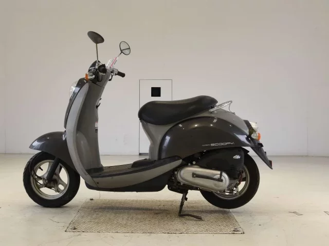 Honda CREA SCOOPY