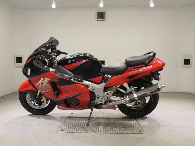 Suzuki GSX1300R HAYABUSA